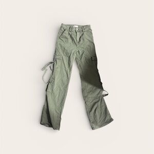 Stylish Olive Cargo Pants for Men